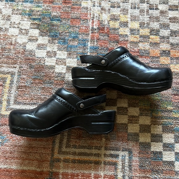 Vintage black clogs - Picture 2 of 3
